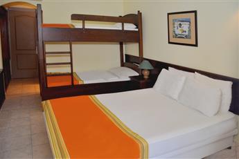 Tiana Beach Resort 4*