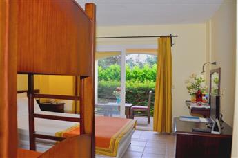 Tiana Beach Resort 4*