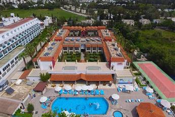 Tiana Beach Resort