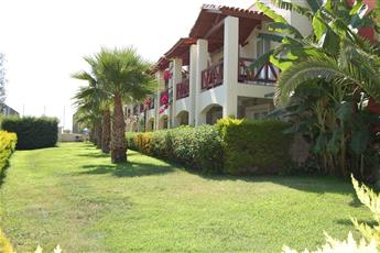 Tiana Beach Resort