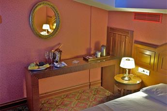 Tilia Hotel
