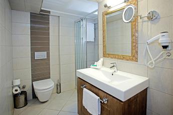 Tilia Hotel