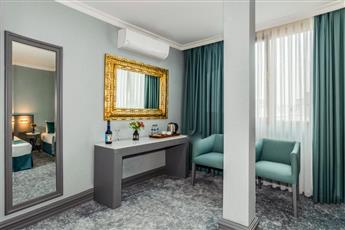 Tilia Hotel