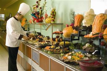 Titan Garden Hotel 4* Titan Garden Hotel 4*