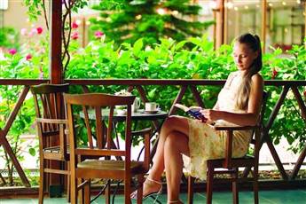 Titan Garden Hotel 4* Titan Garden Hotel 4*
