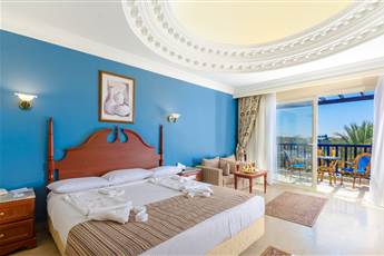 Titanic Beach Spa & Aqua Park 5*