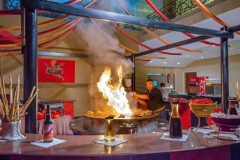 Titanic Beach Spa & Aqua Park 5*