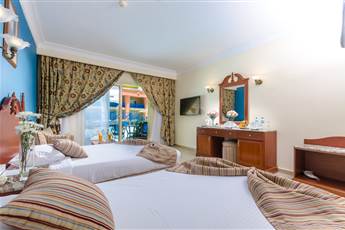 Titanic Beach Spa & Aqua Park 5*