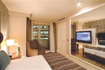 Titanic City Taksim 4*