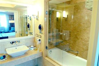 Titanic City Taksim 4*