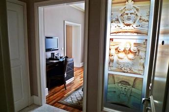 Titanic City Taksim 4*