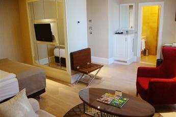 Titanic Comfort Sisli 3*