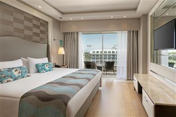 Titanic Deluxe Golf Belek 5*