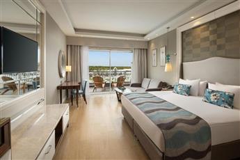 Titanic Deluxe Golf Belek 5*
