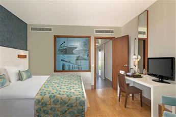 Titanic Deluxe Lara 5* Titanic Deluxe Lara 5*