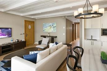 Titanic Luxury Collection Bodrum 5*