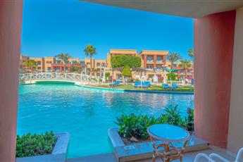 Titanic Palace & Aqua Park 5*