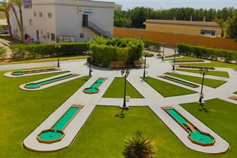 Titanic Palace & Aqua Park 5*