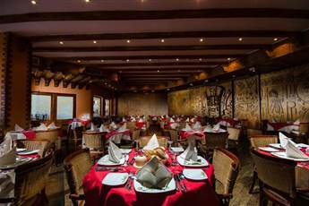 Titanic Palace & Aqua Park 5*