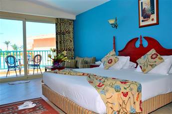 Titanic Palace & Aqua Park 5*