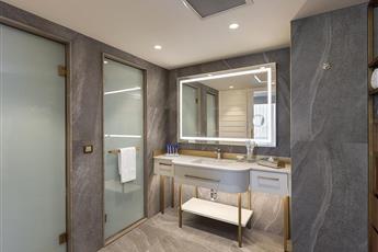 Titanic Port Bakirkoy 5*