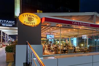 Titanic Port Bakirkoy