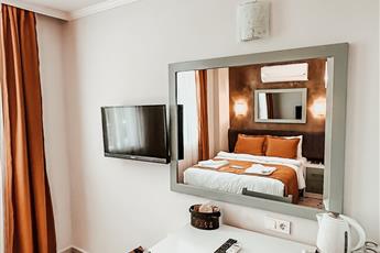 Tonoz Beach Hotel 3*