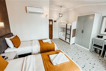 Tonoz Beach Hotel 3*