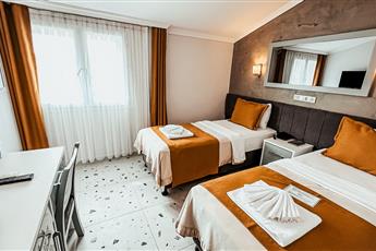 Tonoz Beach Hotel 3*