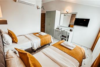 Tonoz Beach Hotel 3*