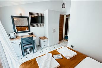 Tonoz Beach Hotel 3*