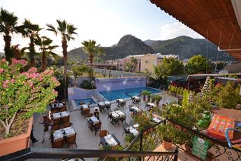 Tonoz Beach Hotel 3*