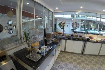 Tonoz Beach Hotel 3*