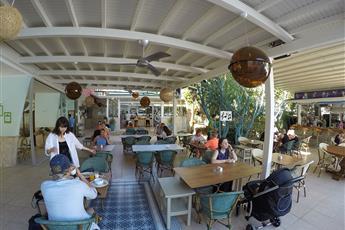 Tonoz Beach Hotel 3*