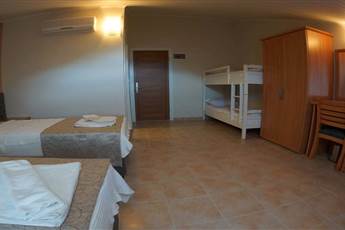 Tonoz Beach Hotel 3*