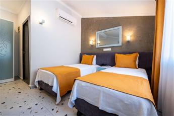 Tonoz Beach Hotel