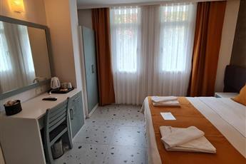Tonoz Beach Hotel