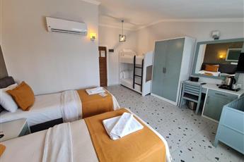 Tonoz Beach Hotel