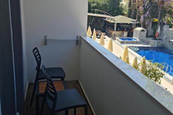 Tonoz Beach Hotel