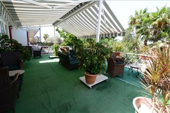Tonoz Beach Hotel