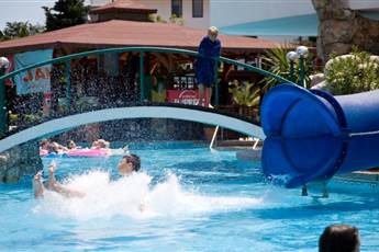 Trakia Hotel 3* Trakia Hotel 3*