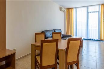 Trakia Plaza Hotel & Apartments 4*
