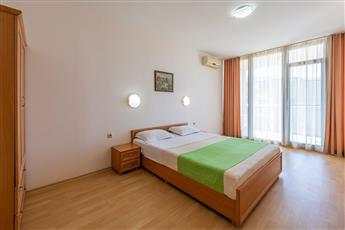 Trakia Plaza Hotel & Apartments 4*