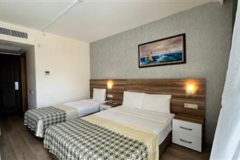 Transatlantik Beach Hotel 5*