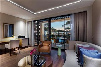 Trendy Lara Hotel