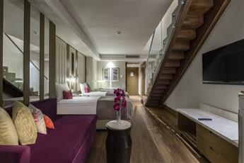 Trendy Lara Hotel