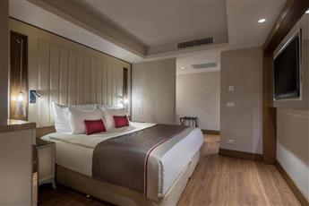 Trendy Lara Hotel