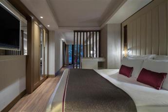 Trendy Lara Hotel