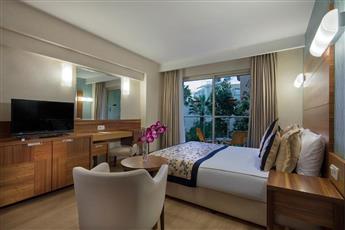 Trendy Side Beach Hotel - Adults Only 16+