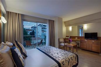 Trendy Side Beach Hotel - Adults Only 16+